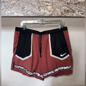 NWOT NIKE FLEX STRIDE WILD RUNNING 5" Shorts Clay
